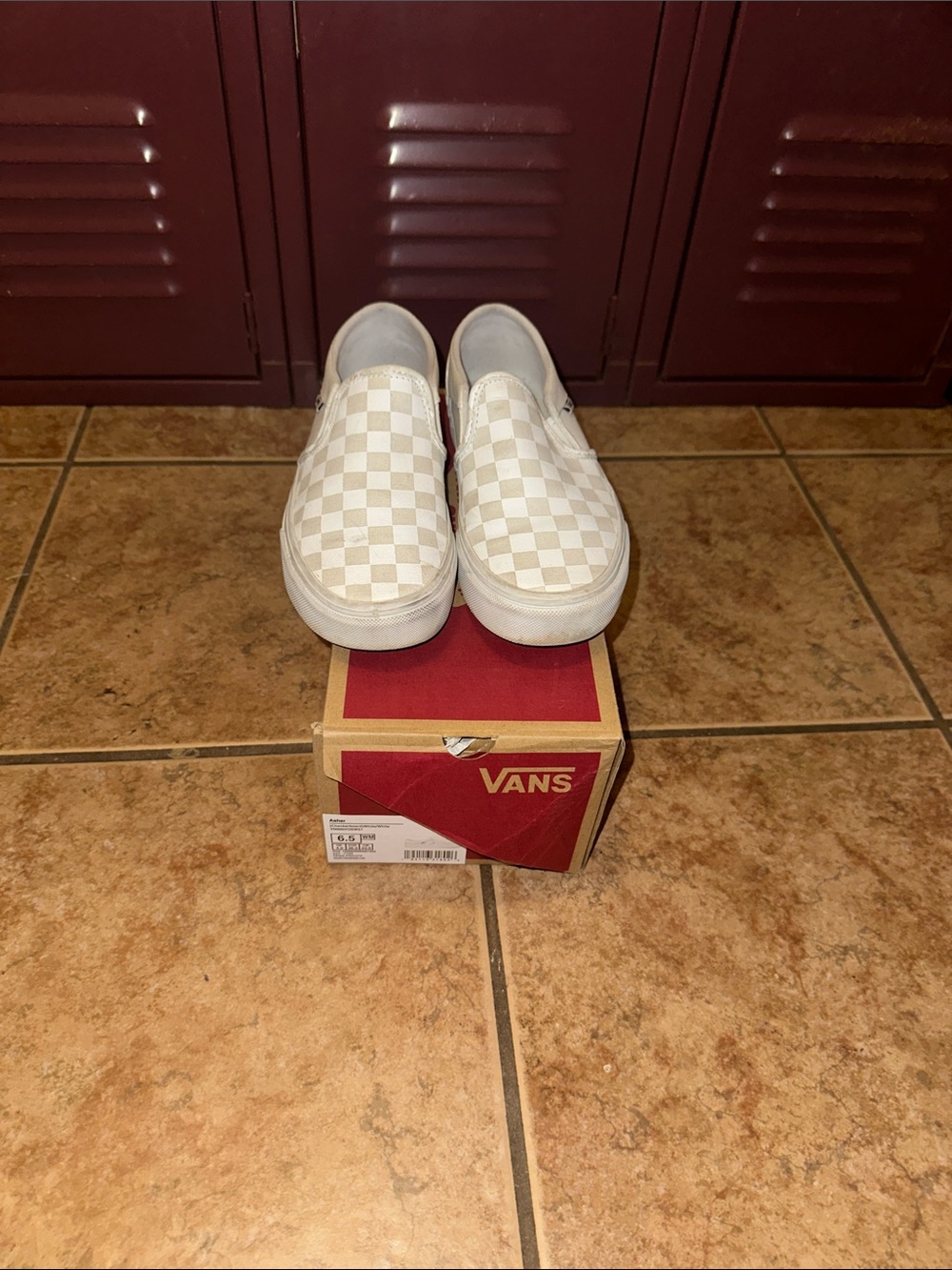 Women’s White Checkered Vans Size 6.5